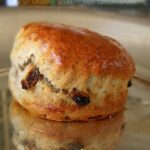 Baby clafoutis à la rhubarbe (plus verts que roses)