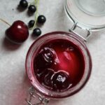 Hot milk sponge cake. Un gâteau au lait chaud, fourré à la framboise.